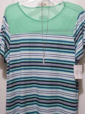 Bobbie Brooks Mint Green Striped Top w/ Detachable Long Necklace